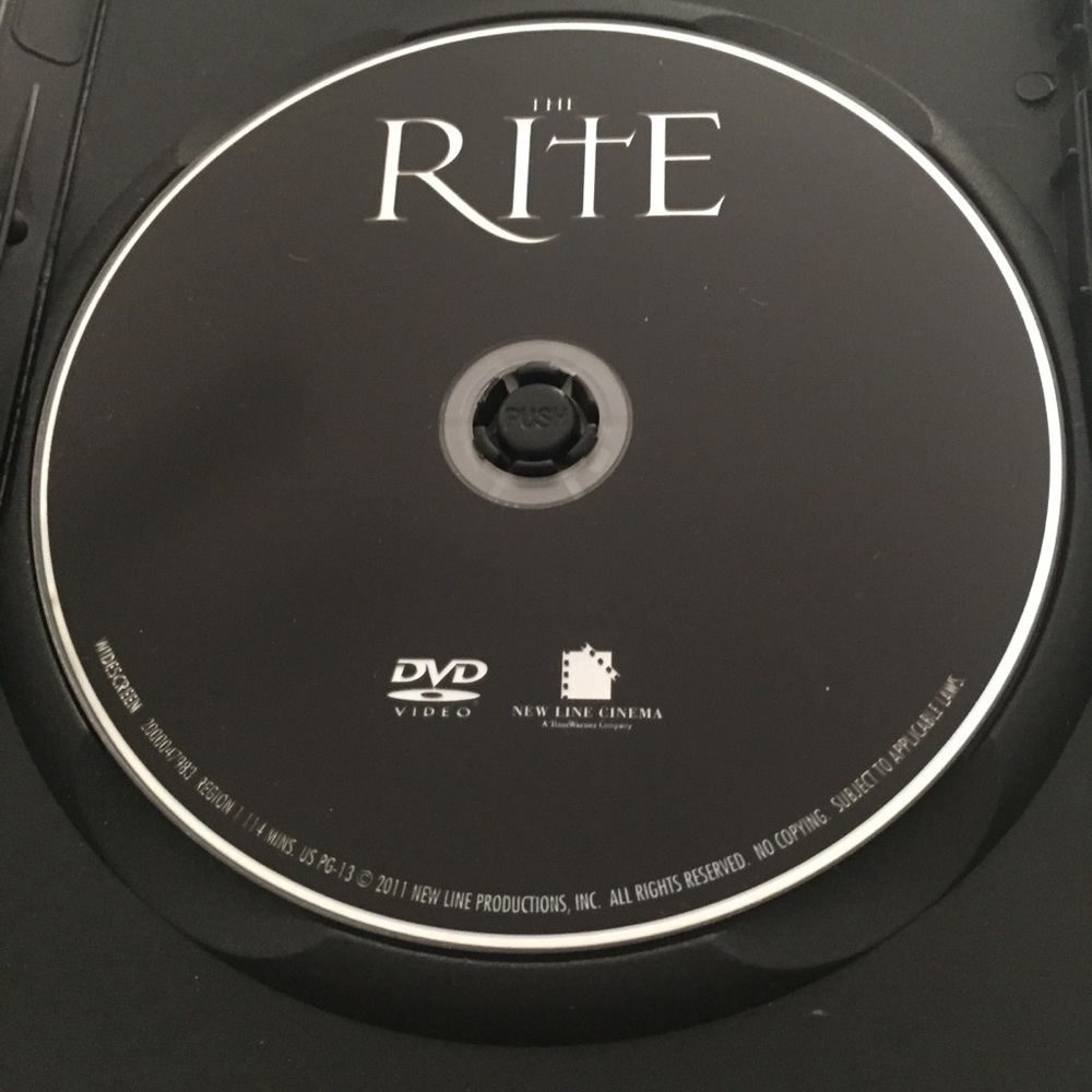 📀 5 Horror DVDs - Mama Sinister The Rite The Possession Exorcist The Beginning - Picture 7 of 10